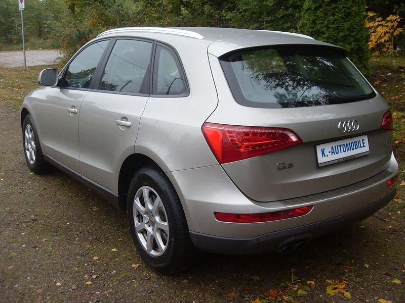 Gebraucht Audi Q5 143 PS (105 kW) 2012 Silber SUV