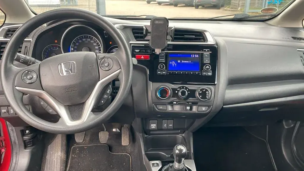 Gebraucht Honda Jazz Trend 102 PS (75 kW) 2017 Rot Kleinwagen