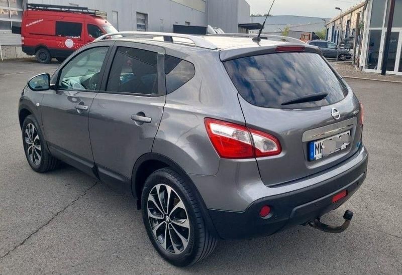Grau Gebraucht 2011 Nissan Qashqai I-Way SUV | 5.990 € (Etwas zu teuer) - Bild 1/4