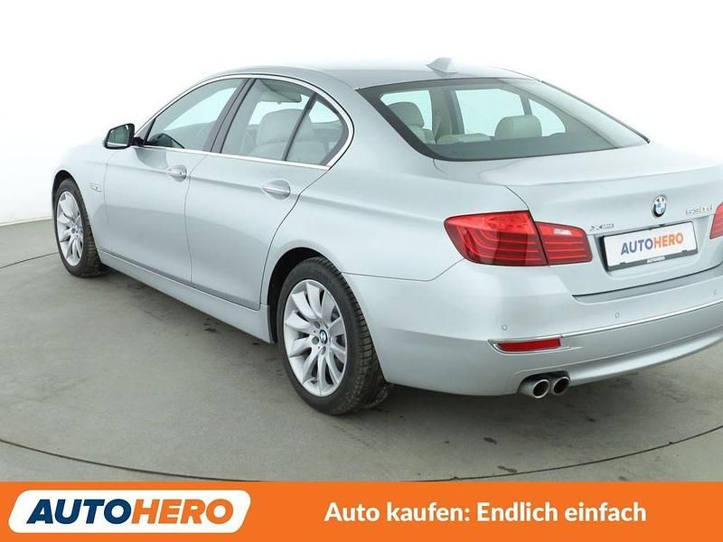 Gebraucht BMW 530 258 PS (189 kW) 2015 Grau Limousine