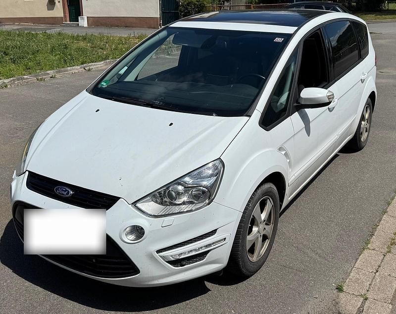 Gebraucht Ford S-MAX S 163 PS (119 kW) 2014 Weiß Van / Kleinbus
