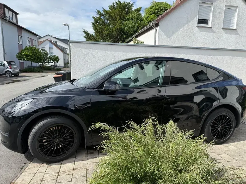 Usado Tesla Model Y Long Range AWD 274 kW (373 CV) 2022 Negro SUV