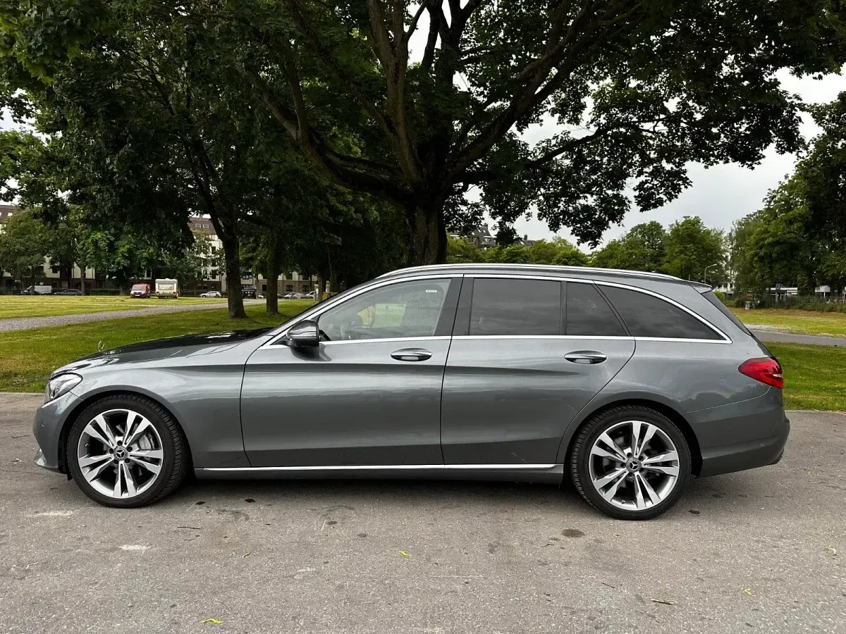 Gebraucht Mercedes C200 136 PS (100 kW) 2017 Grau Kombi