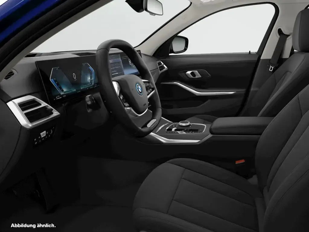Gebraucht BMW 330e 292 PS (214 kW) 2025 Blau Kombi