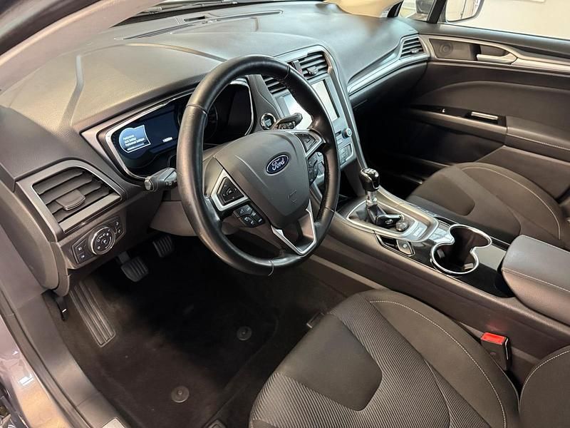 Gebraucht Ford Mondeo 160 PS (117 kW) 2015 Andere farben Kombi