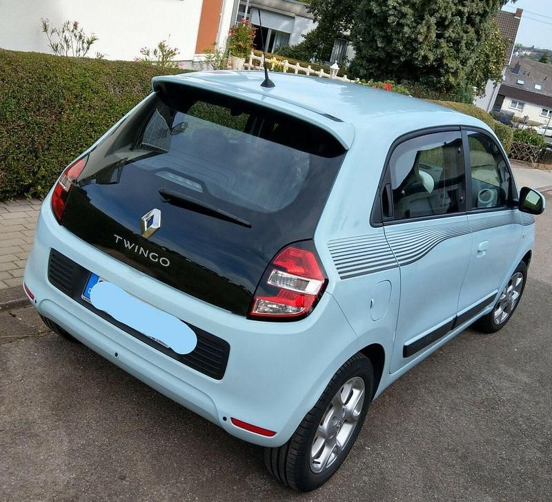Gebraucht Renault Twingo Luxe 90 PS (66 kW) 2015 Blau Kleinwagen