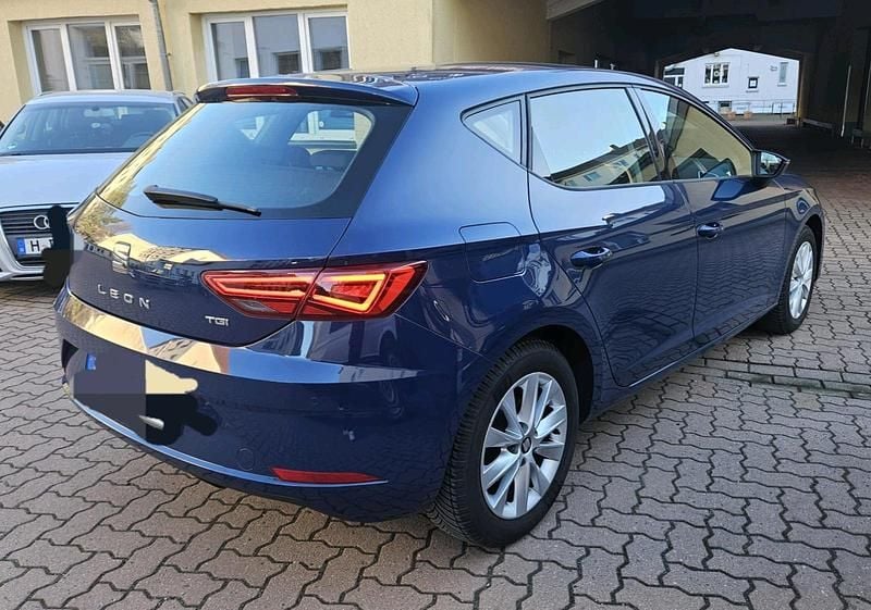 Second-hand Seat Leon Style 110 CP (80 kW) 2018 Hatchback