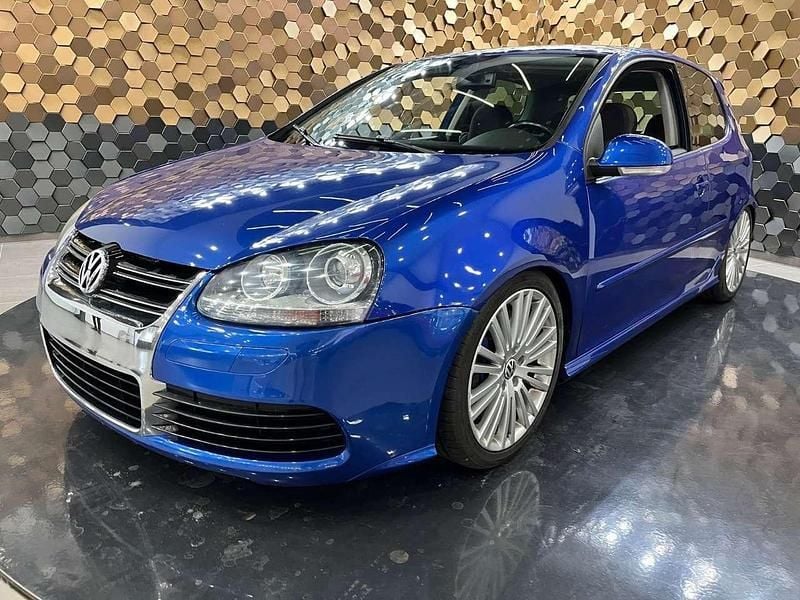 Deep blue perleffekt Gebraucht 2006 VW Golf V R Limousine | 12.490 € - Bild 1/4