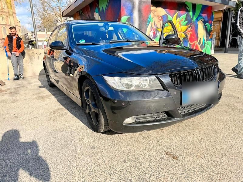 Gebraucht BMW 320 150 PS (110 kW) 2005 Gelb Limousine