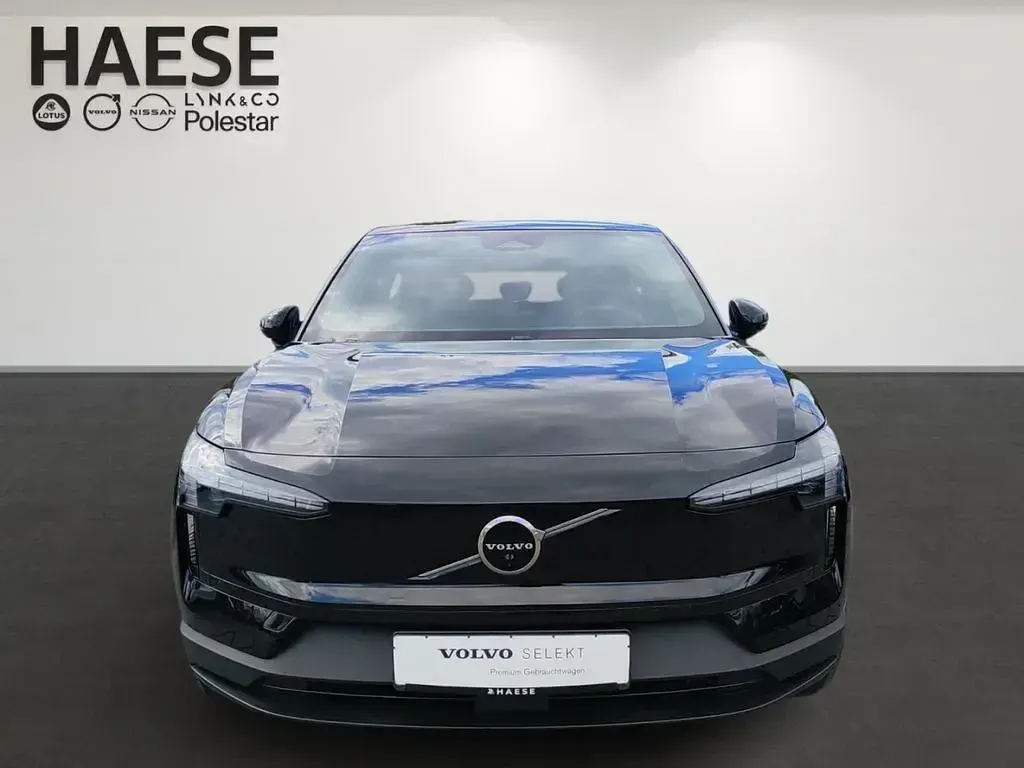 Gebraucht Volvo EX30 Ultra 200 kW (272 PS) 2024 Onyx black SUV