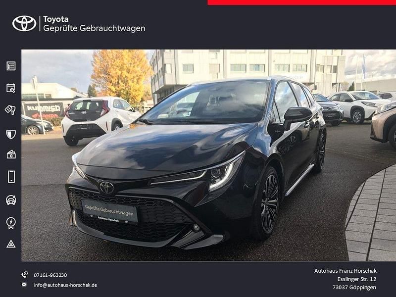 Schwarz mica Gebraucht 2020 Toyota Corolla Team Kombi | 18.890 € (Fairer Preis) - Bild 1/4