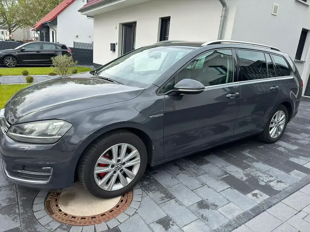 Gebraucht VW Golf VII Highline 150 PS (110 kW) 2015 Grau Kombi