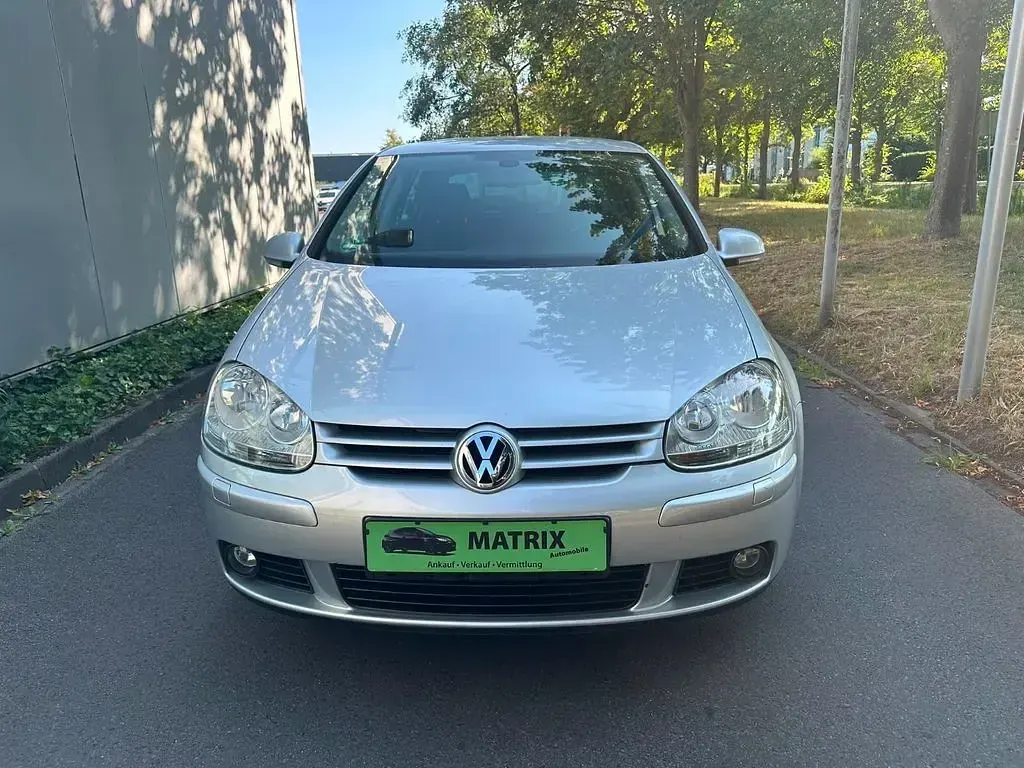 Gebraucht VW Golf VI United 102 PS (75 kW) 2008 Reflexsilber metallic Kleinwagen