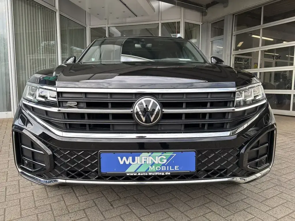 Gebraucht VW Touareg R-line 231 PS (169 kW) 2025 Schwarz SUV