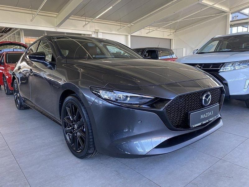 Machine gray Neu 2024 Mazda 3 Nagisa Limousine | 28.524 € - Bild 1/4