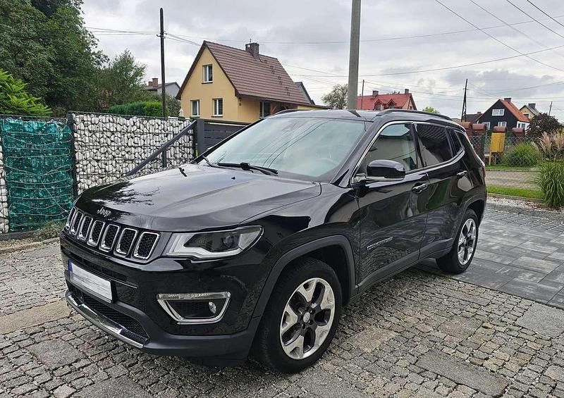 Gebraucht Jeep Compass Limited 140 PS (102 kW) 2018 Schwarz SUV