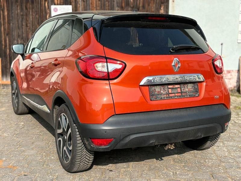 Gebraucht Renault Captur Intens 90 PS (66 kW) 2016 Orange SUV