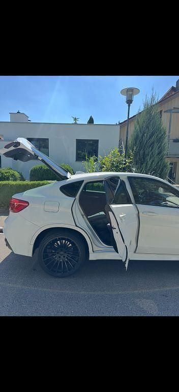 Weiß Gebraucht 2017 BMW X6 Sport Line SUV | 31.650 € (Fairer Preis) - Bild 1/4