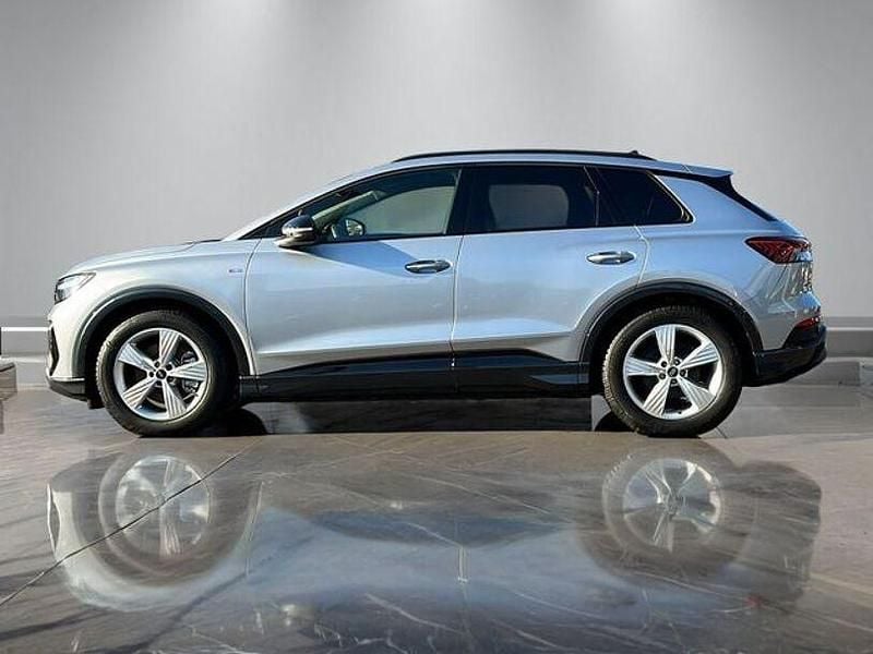 Gebraucht Audi Q4 e-tron S-Line 210 kW (286 PS) 2025 Silber SUV