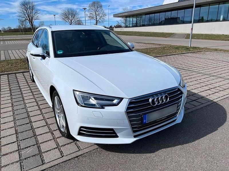 Weiß Gebraucht 2018 Audi A4 Sport Kombi | 19.600 € (Guter Preis) - Bild 1/4