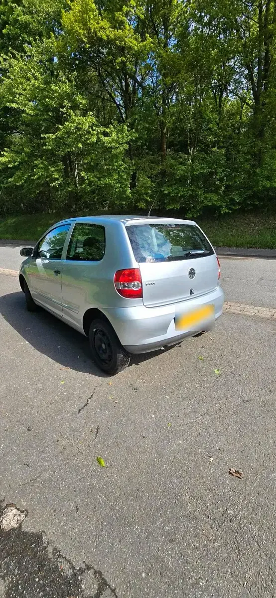 Gebraucht VW Fox 55 PS (40 kW) 2010 Silber Kleinwagen