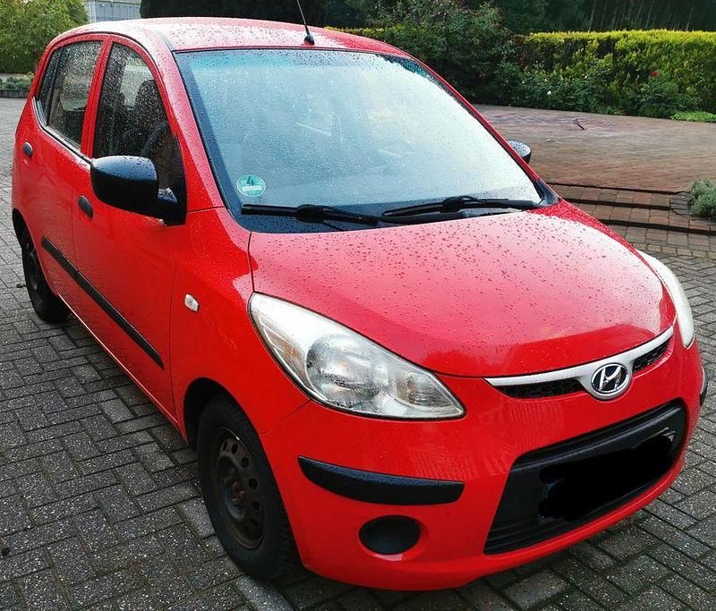 Rot Gebraucht 2009 Hyundai i10 Edition+ Kleinwagen | 1.900 € (Fairer Preis) - Bild 1/4