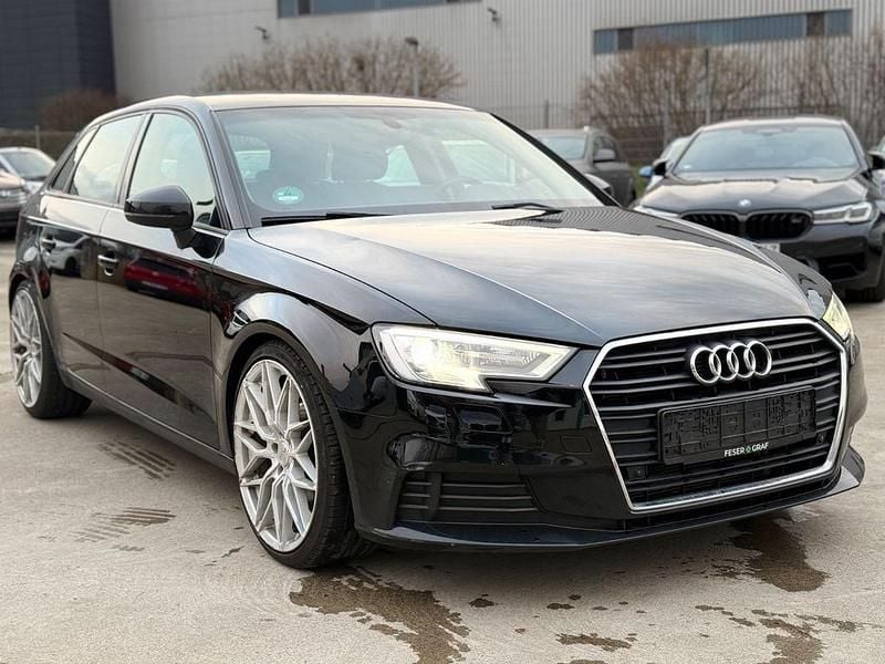 Second-hand Audi A3 Basis 150 CP (110 kW) 2017 Negru Berlinǎ
