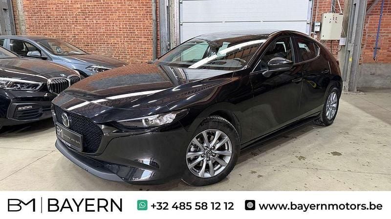Schwarz Gebraucht 2023 Mazda 3 Prime-Line Limousine | 17.499 € (Superpreis) - Bild 1/3