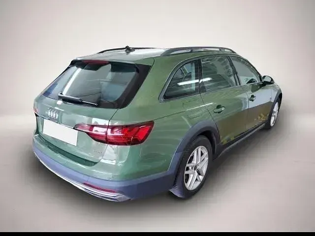 Gebraucht Audi A4 Allroad Ambiente 204 PS (150 kW) 2023 Manufacturer Kombi
