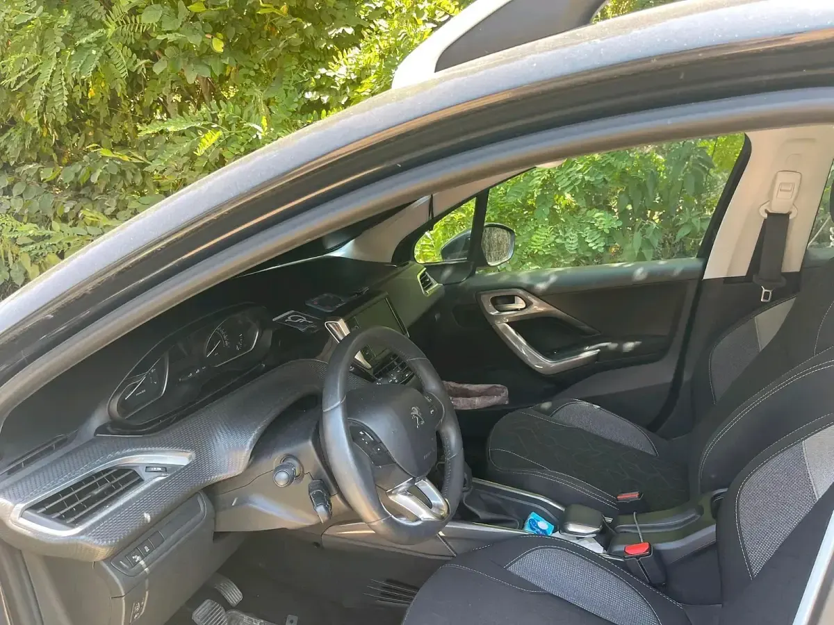 Gebraucht Peugeot 2008 Allure 2017 SUV