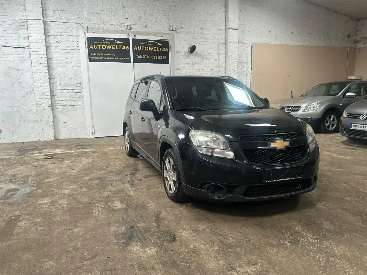 Gebraucht Chevrolet Orlando LT 131 PS (96 kW) 2013 Schwarz Van / Kleinbus