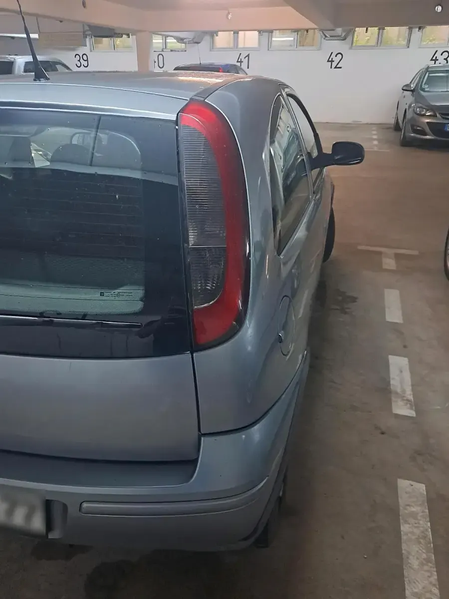 Gebraucht Opel Corsa 60 PS (44 kW) 2005 Grau Kleinwagen