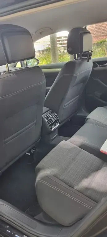 Gebraucht VW Passat 150 PS (110 kW) 2021 Grau Kombi