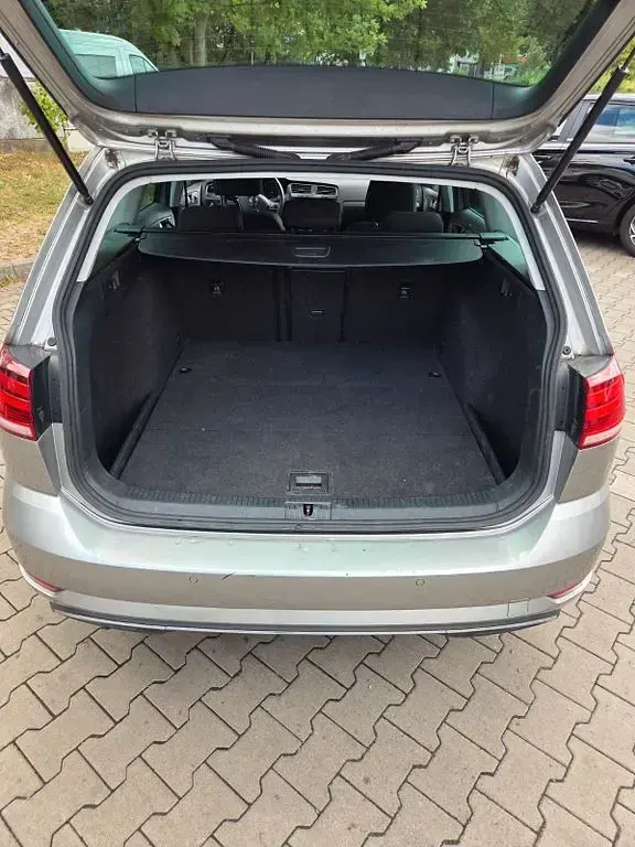 Gebraucht VW Golf VII 116 PS (85 kW) 2018 Grau Kombi