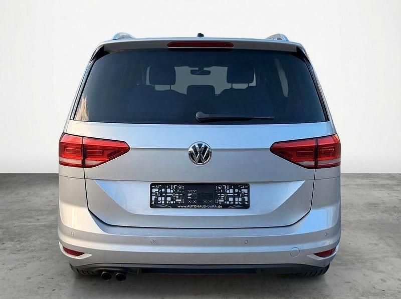 Gebraucht VW Touran Highline 150 PS (110 kW) 2016 Silber Van / Kleinbus