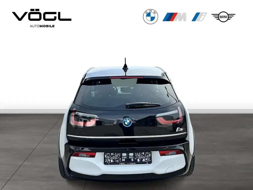Gebraucht BMW i3 135 kW (184 PS) 2022 Capparisweiß mit akzent bmw i Kleinwagen