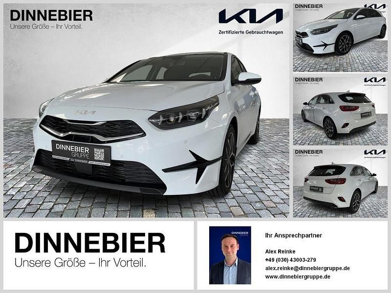 Weiß Neu 2025 Kia Ceed Kleinwagen | 29.299 € (Teuer) - Bild 1/4