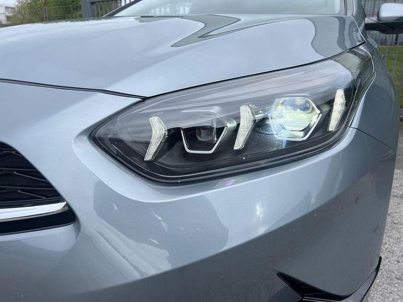 Gebraucht Kia Ceed Sportswagon Vision 160 PS (117 kW) 2021 Silber Kombi