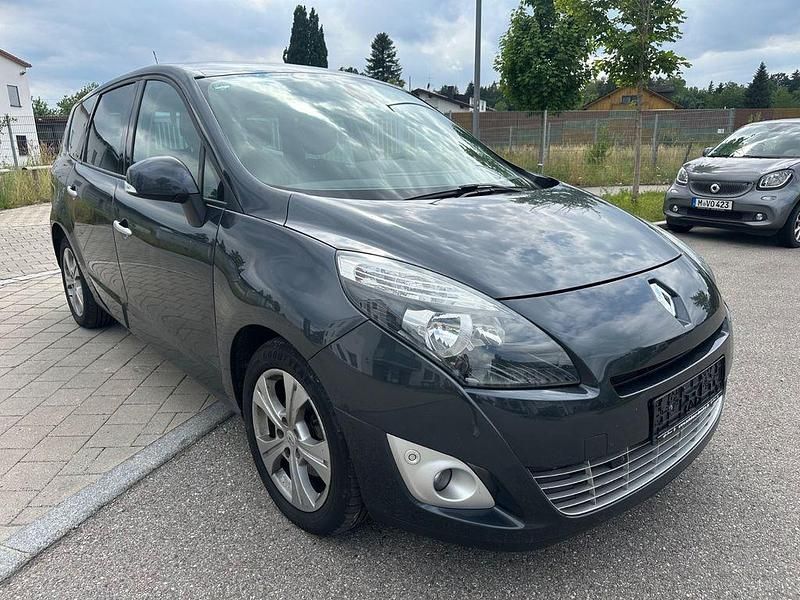 Grau Gebraucht 2011 Renault Grand Scénic III Van / Kleinbus | 3.700 € (Fairer Preis) - Bild 1/4