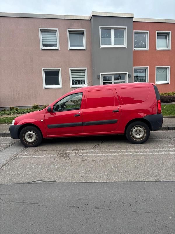 Second-hand Dacia Logan 75 CP (55 kW) 2010 Roșu Berlinǎ