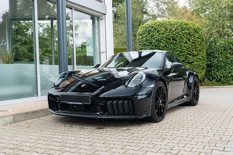 Schwarz Neu 2025 Porsche 911 Carrera GTS Coupé | 214.490 € - Bild 1/4
