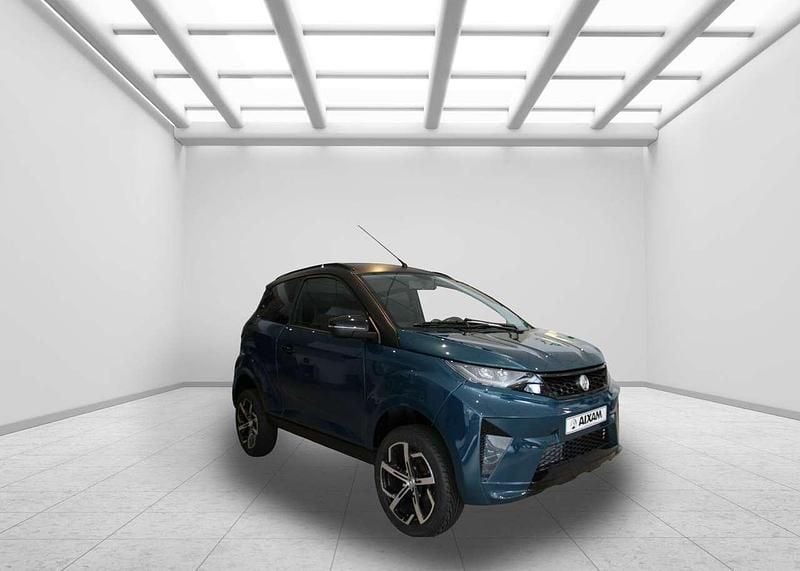 Ny Aixam Crossover Premium 2026 Petrolmetallic ( a 509 ) Hatchback