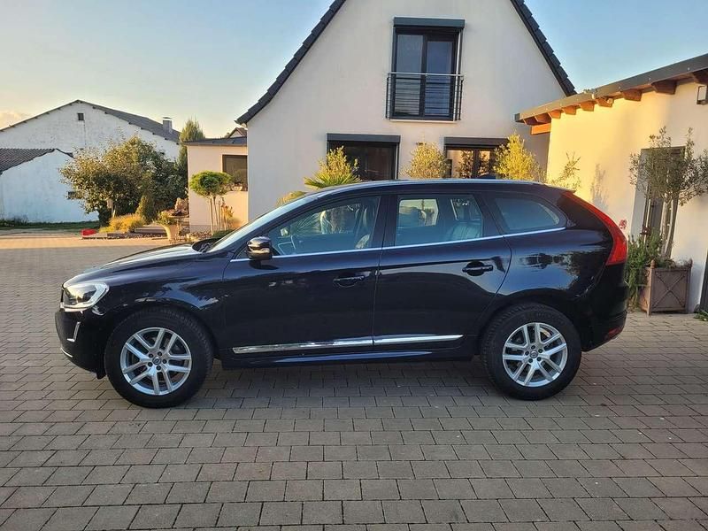 Gebraucht Volvo XC60 Summum 190 PS (139 kW) 2017 SUV