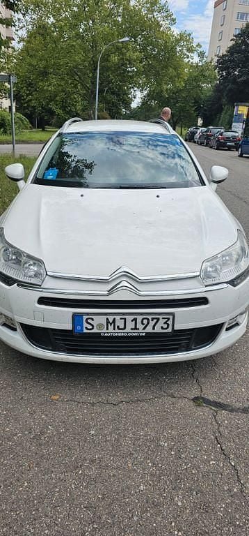 Weiß Gebraucht 2012 Citroën C5 SELECTION Kombi | 3.200 € (Superpreis) - Bild 1/4