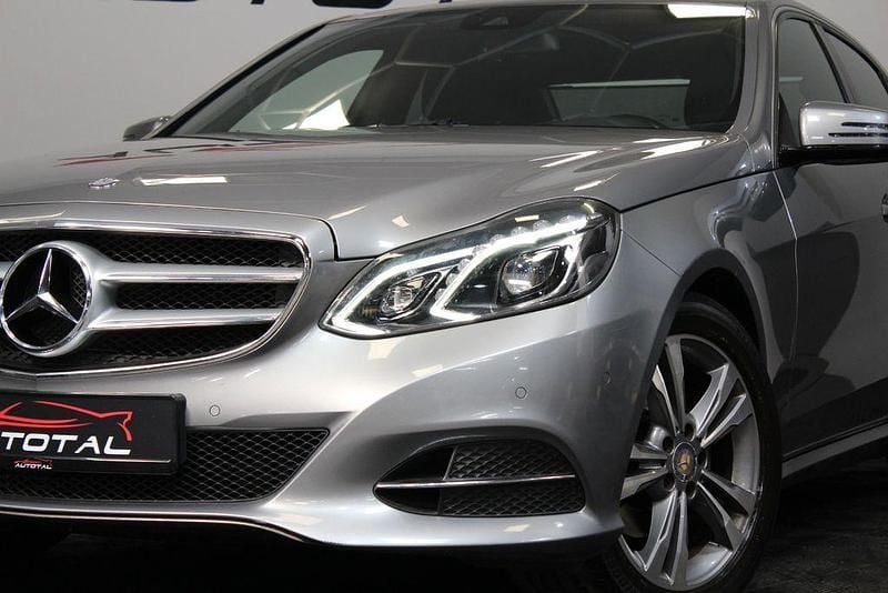 Usata Mercedes E200 184 CV (135 kW) 2013 Argento Berlina