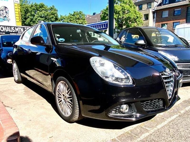 Gebraucht Alfa Romeo Giulietta Turismo 120 PS (88 kW) 2016 Schwarz Limousine
