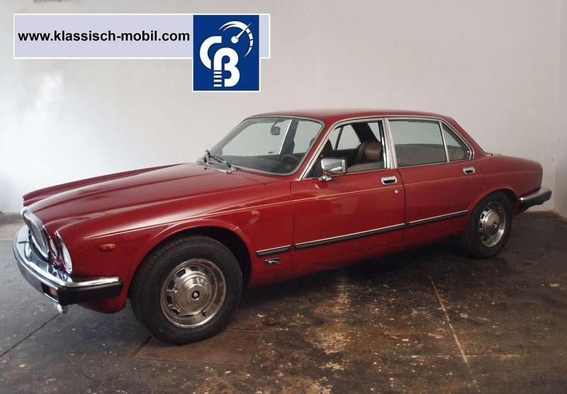 Rot Gebraucht 1980 Jaguar XJ6 Limousine | 12.900 € - Bild 1/4