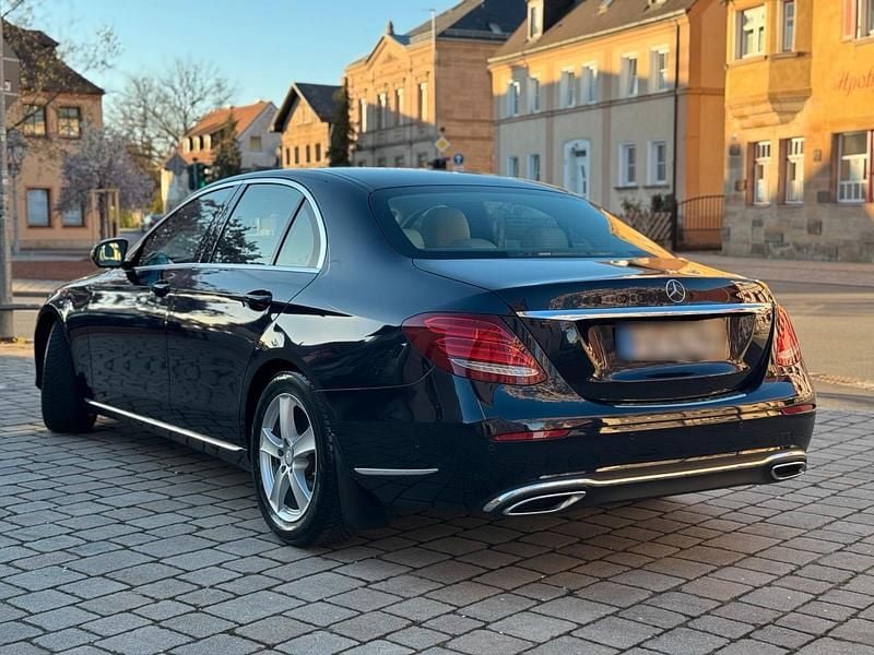 Gebraucht Mercedes 220 194 PS (142 kW) 2016 Blau Limousine