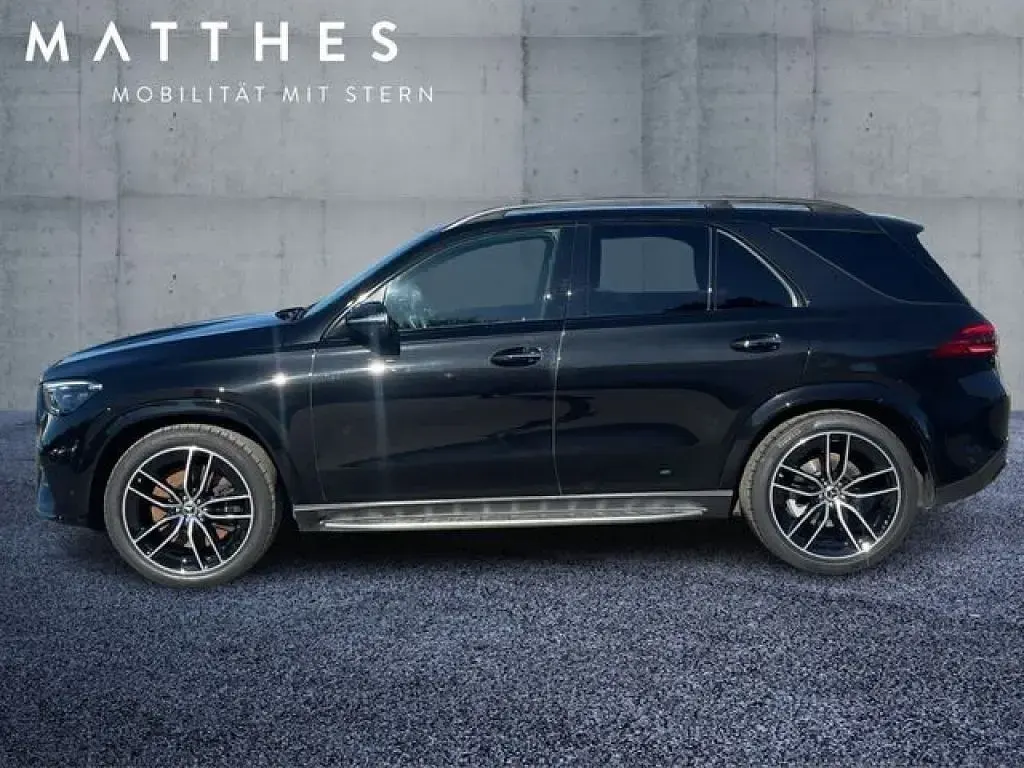 Gebraucht Mercedes GLE450 AMG 367 PS (269 kW) 2025 Obsidianschwarz (metallic) SUV