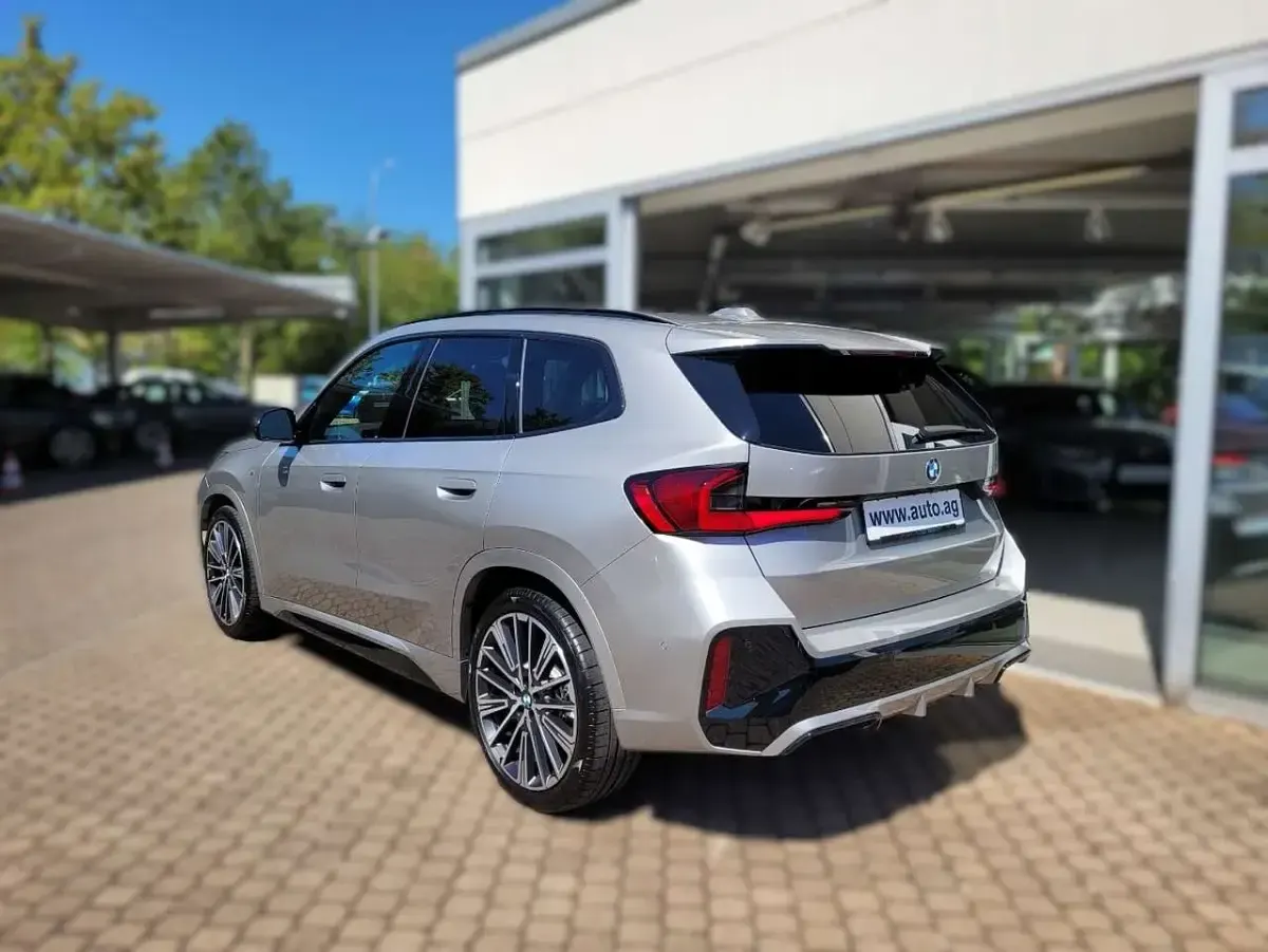 Gebraucht BMW X1 M Sport 211 PS (155 kW) 2024 Grau SUV